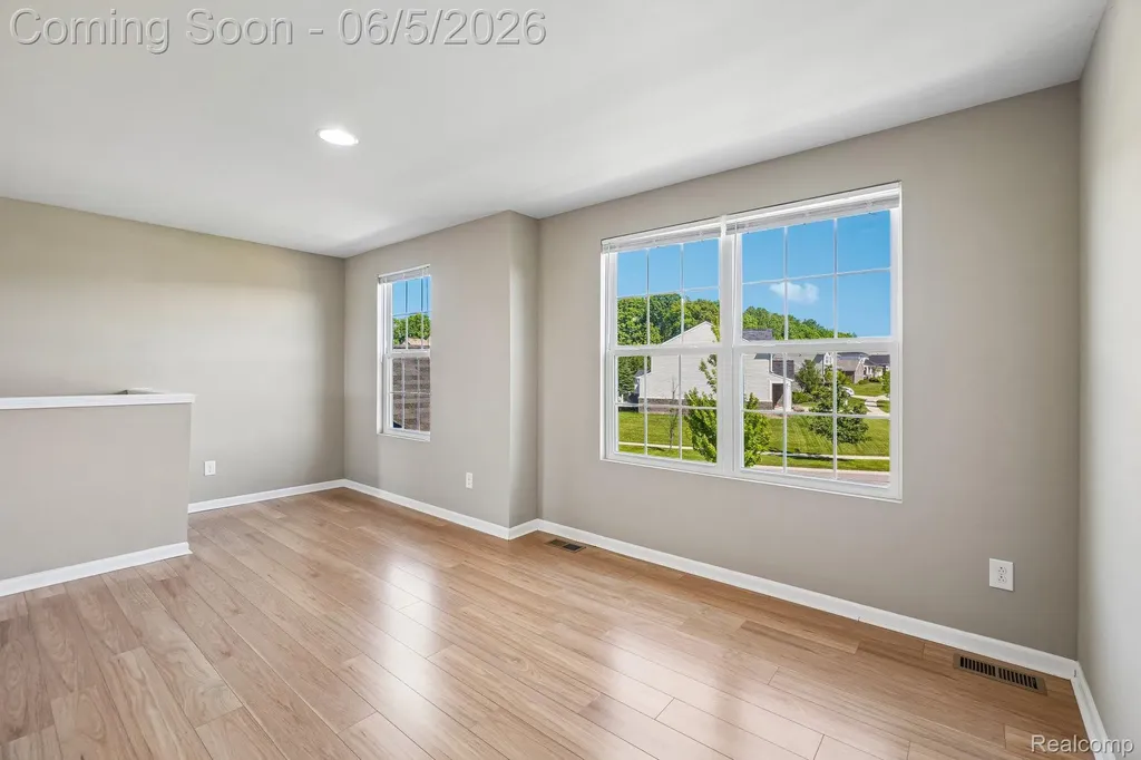 58261 Missaukee Lane Lyon Charter Township MI 48165