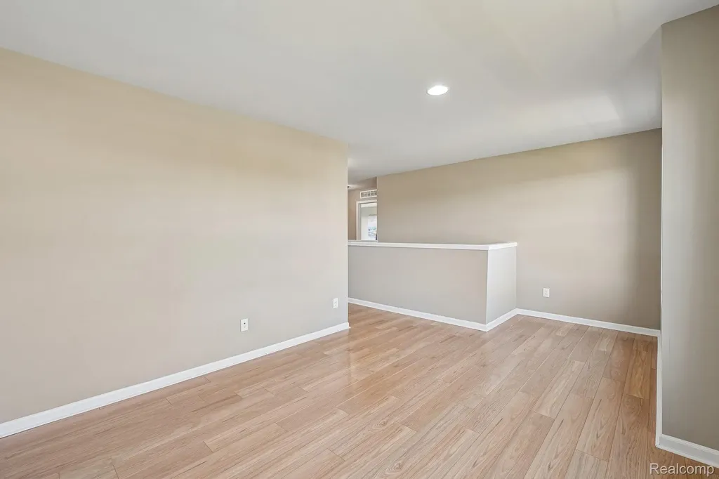 58261 Missaukee Lane Lyon Charter Township MI 48165