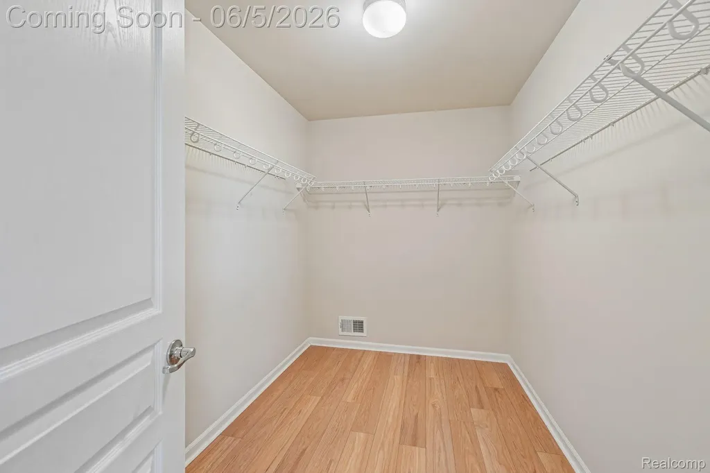 58261 Missaukee Lane Lyon Charter Township MI 48165