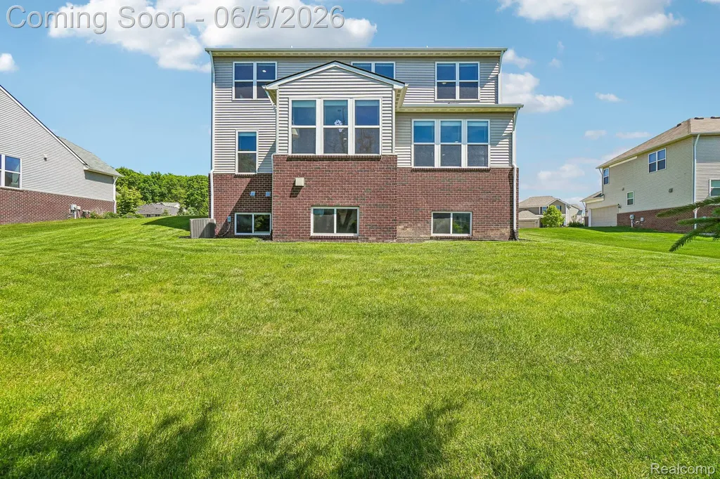 58261 Missaukee Lane Lyon Charter Township MI 48165