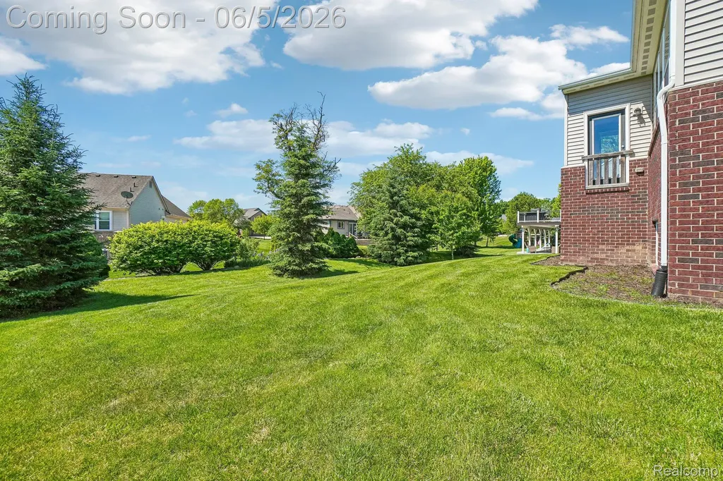 58261 Missaukee Lane Lyon Charter Township MI 48165