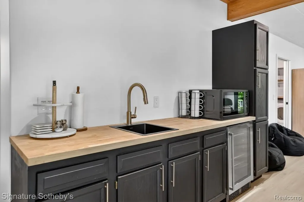 5084 N Birch Avenue Sheridan Township MI 49410