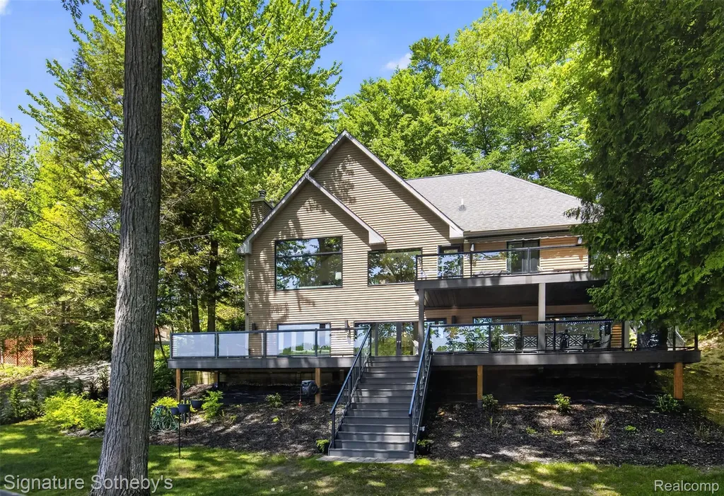 5084 N Birch Avenue Sheridan Township MI 49410