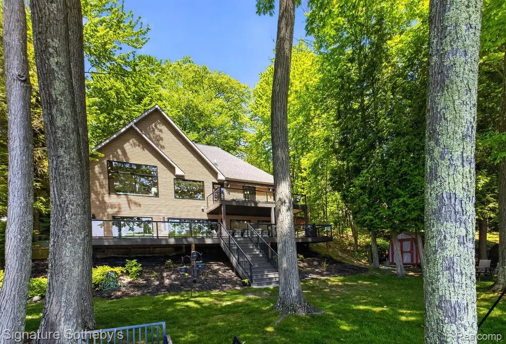 5084 N Birch Avenue Sheridan Township MI 49410