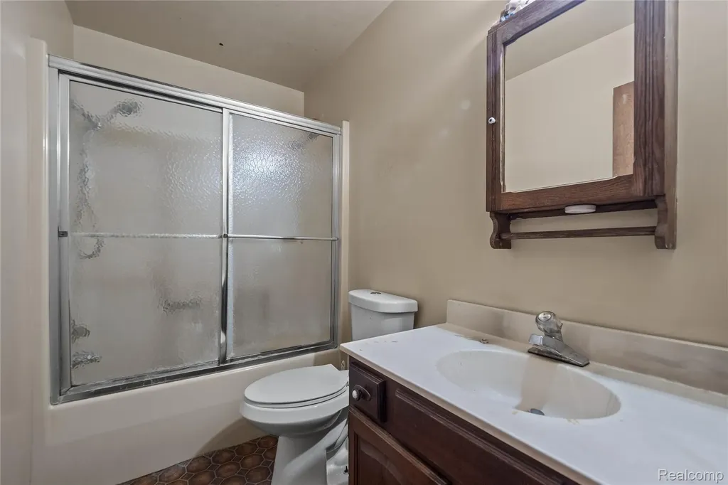 5095 Casey Road Dryden Township MI 48428