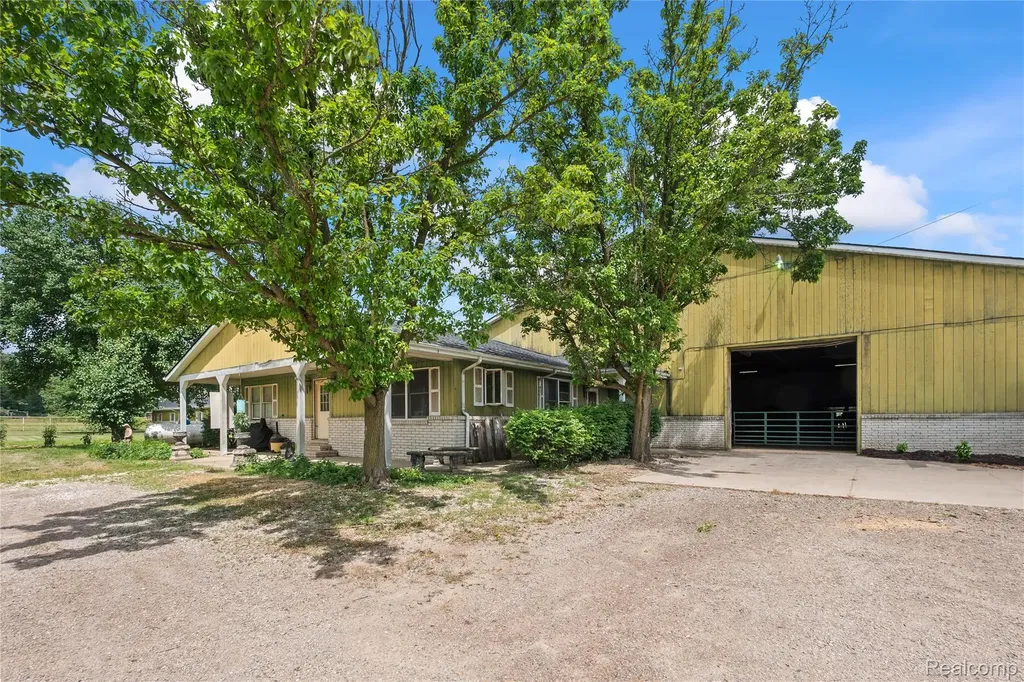 5095 Casey Road Dryden Township MI 48428