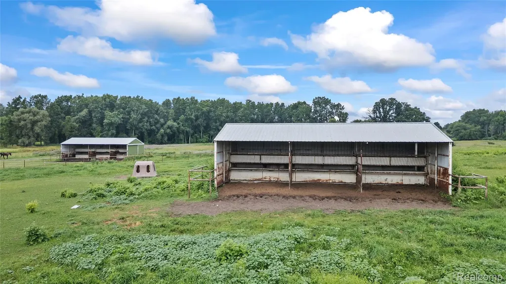 5095 Casey Road Dryden Township MI 48428