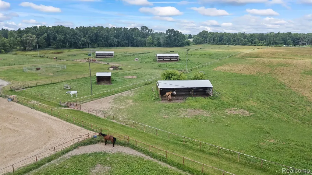 5095 Casey Road Dryden Township MI 48428