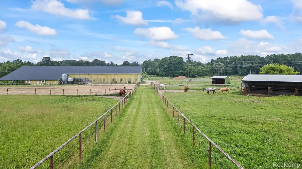 5095 Casey Road Dryden Township MI 48428