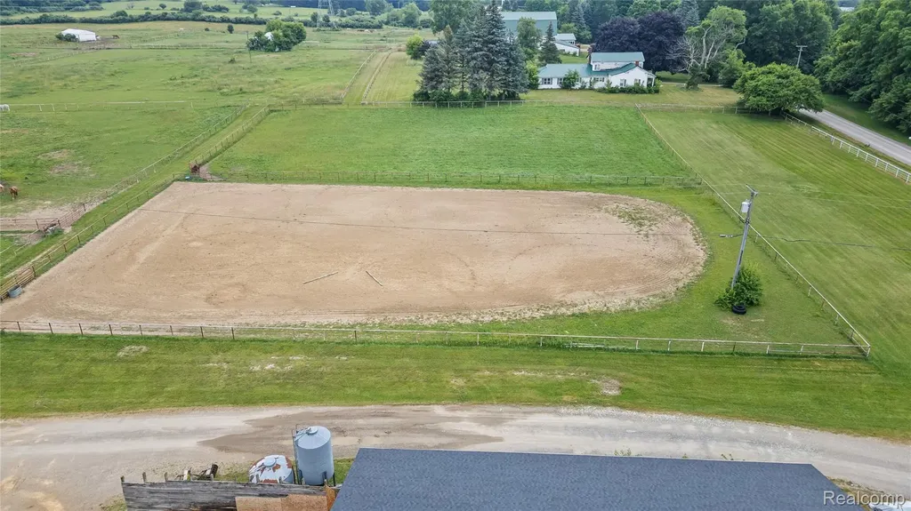 5095 Casey Road Dryden Township MI 48428