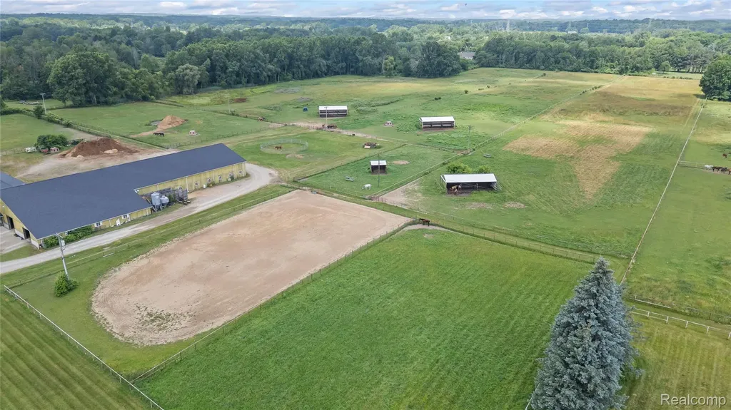 5095 Casey Road Dryden Township MI 48428