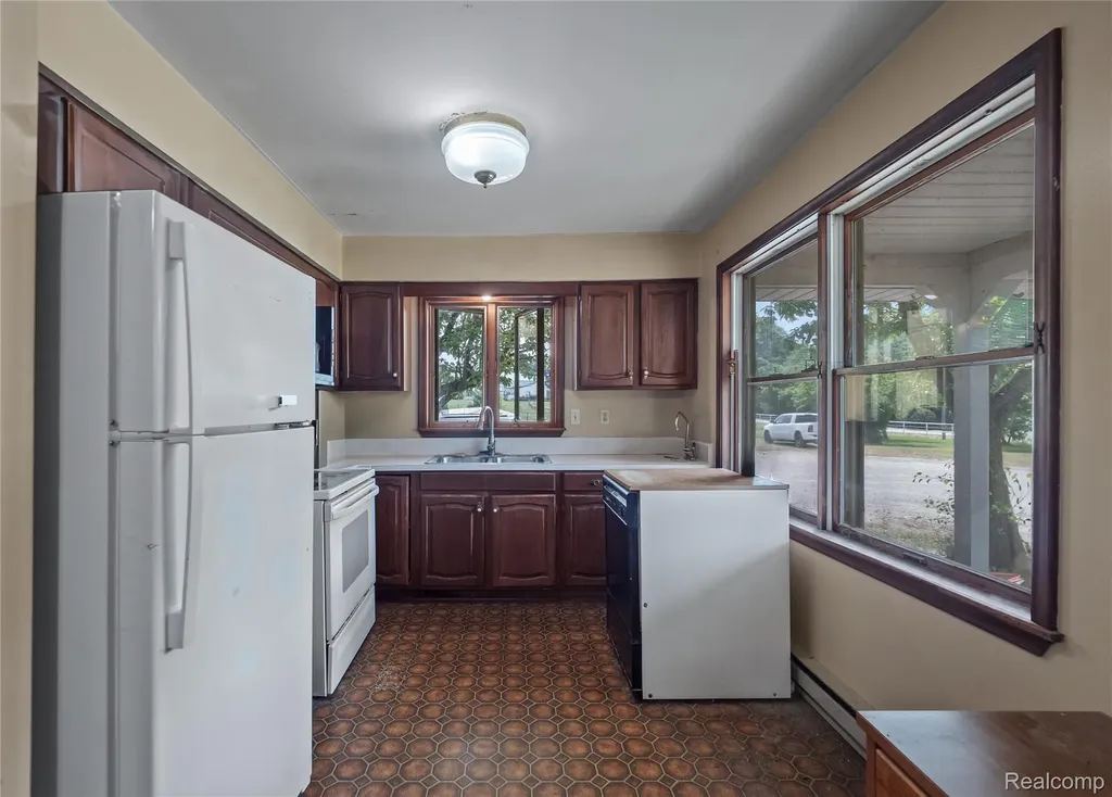 5095 Casey Road Dryden Township MI 48428