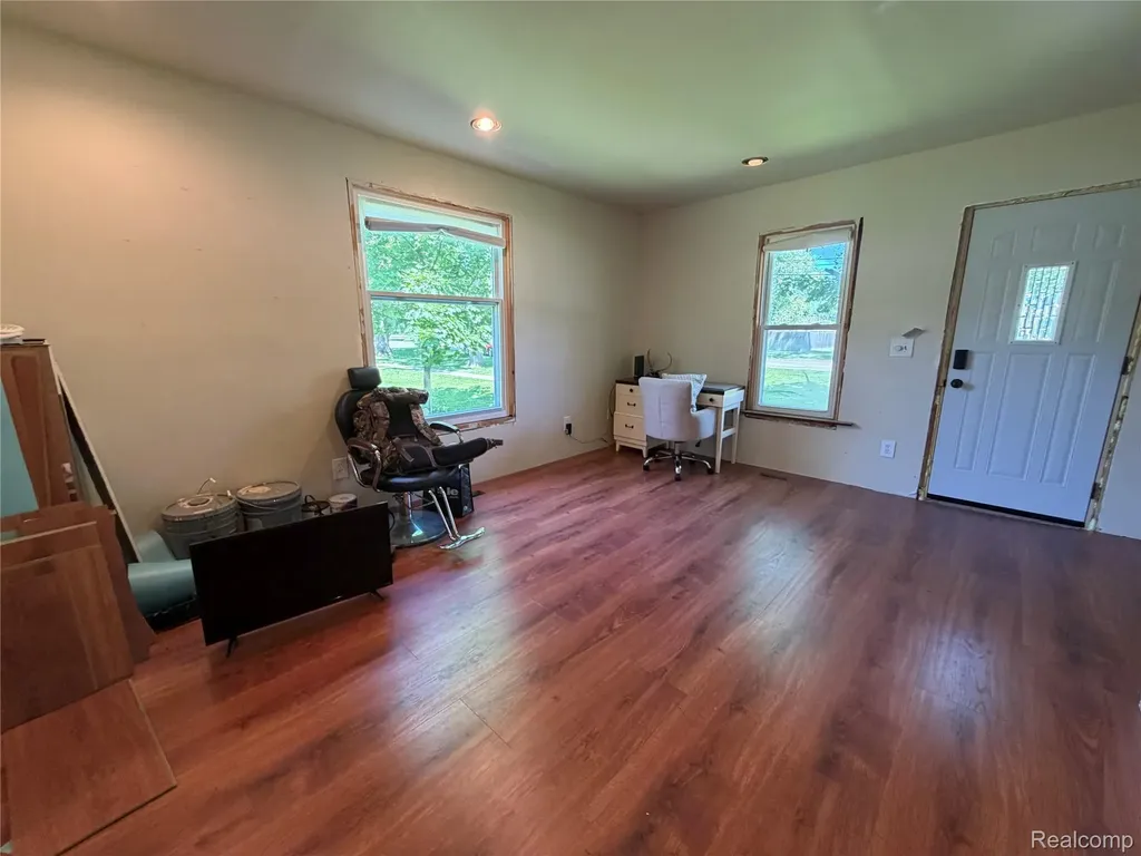 208 E Mill Street Capac Village MI 48014