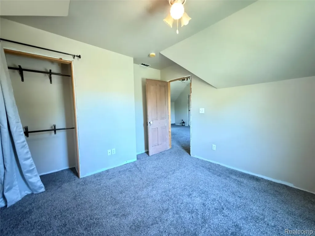 208 E Mill Street Capac Village MI 48014
