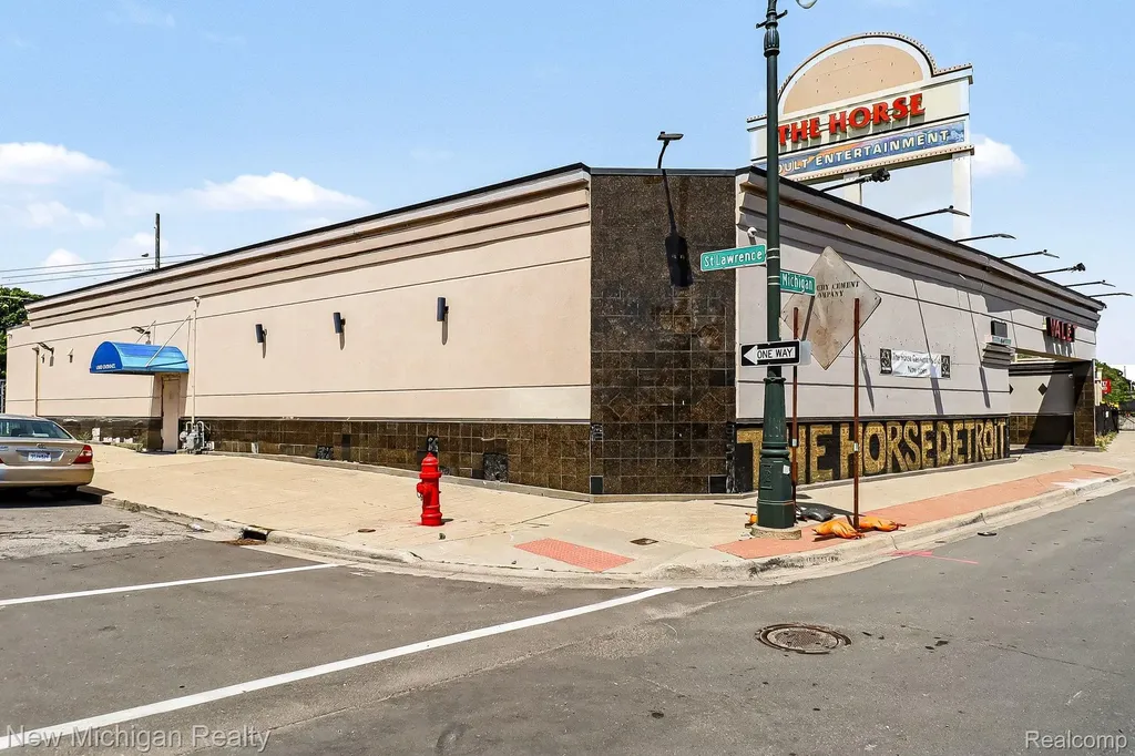 8140 Michigan Avenue Detroit City MI 48210