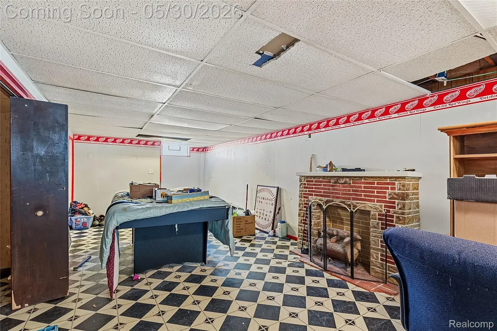 529 Cardwell Street Garden City City MI 48135