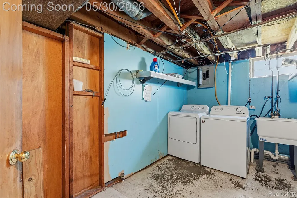 529 Cardwell Street Garden City City MI 48135