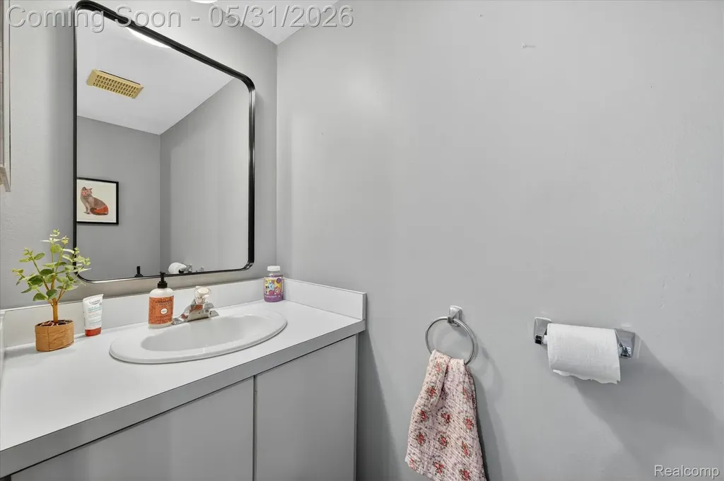 39700 Manor Drive Harrison Charter Township MI 48045