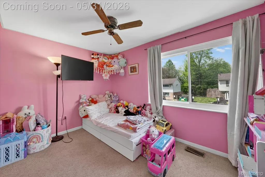 39700 Manor Drive Harrison Charter Township MI 48045