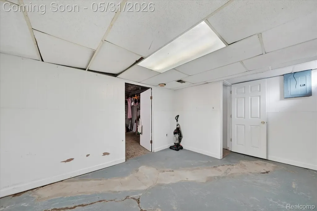 39700 Manor Drive Harrison Charter Township MI 48045