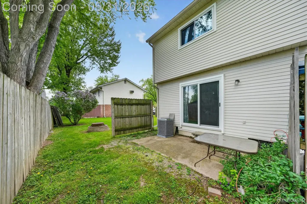 39700 Manor Drive Harrison Charter Township MI 48045