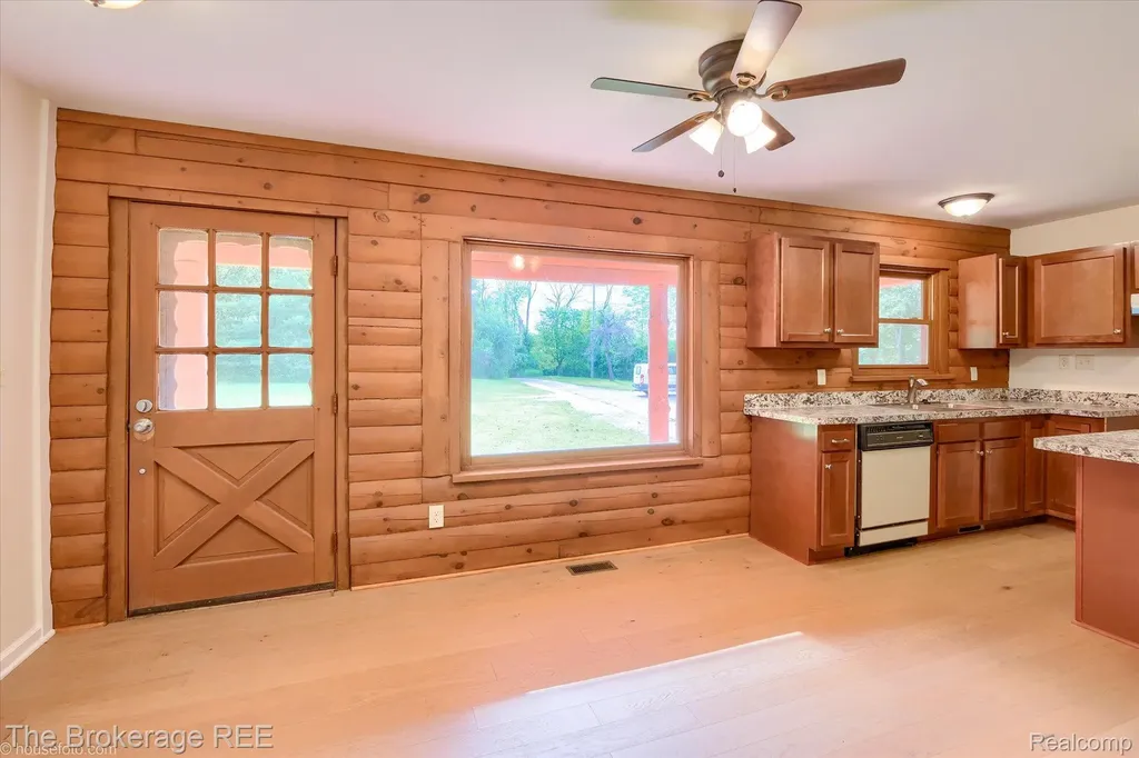 1077 Hadley Road Elba Township MI 48446