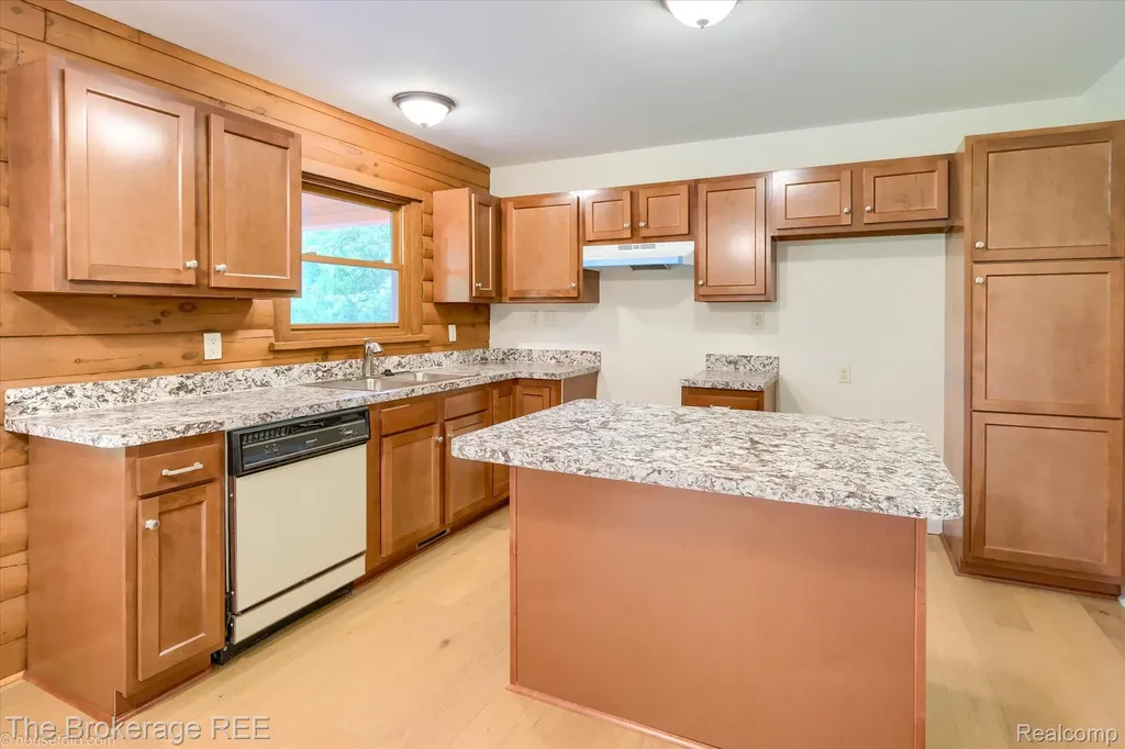 1077 Hadley Road Elba Township MI 48446
