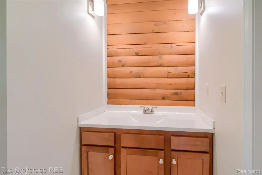 1077 Hadley Road Elba Township MI 48446