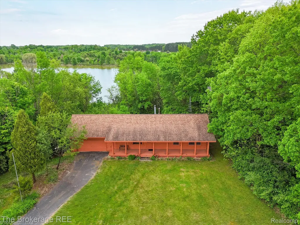 1077 Hadley Road Elba Township MI 48446