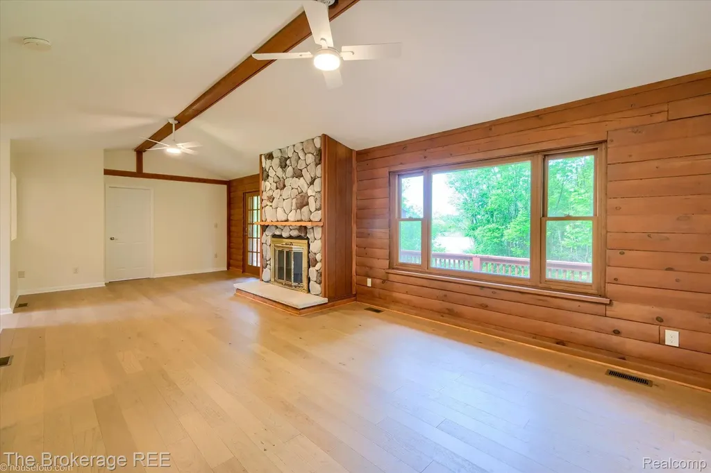 1077 Hadley Road Elba Township MI 48446