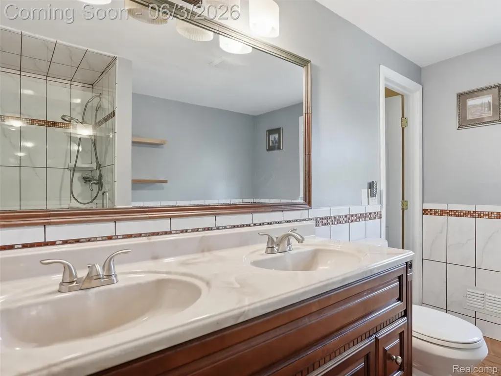 15693 Jennifer Drive Macomb Township MI 48044