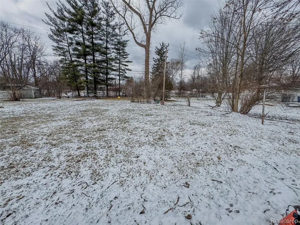 16641 Ryland Redford Charter Township MI 48240