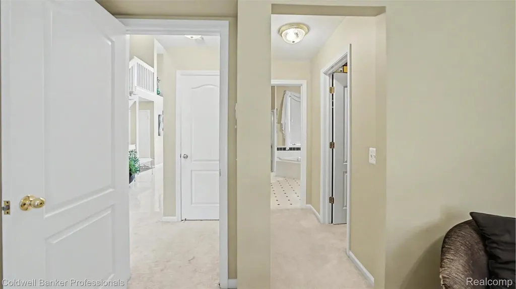 6400 Copper Creek Drive W Washington Township MI 48094