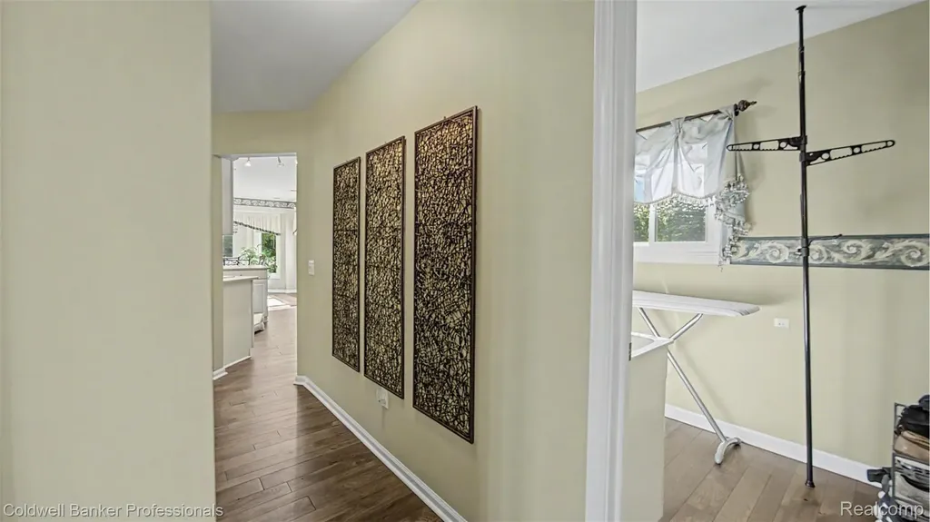 6400 Copper Creek Drive W Washington Township MI 48094