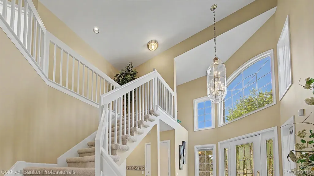 6400 Copper Creek Drive W Washington Township MI 48094