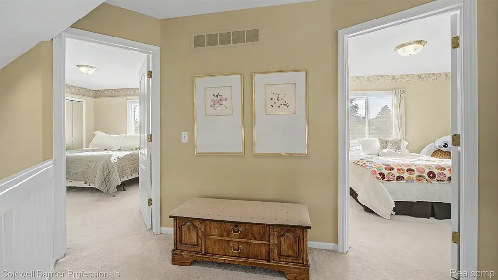 6400 Copper Creek Drive W Washington Township MI 48094