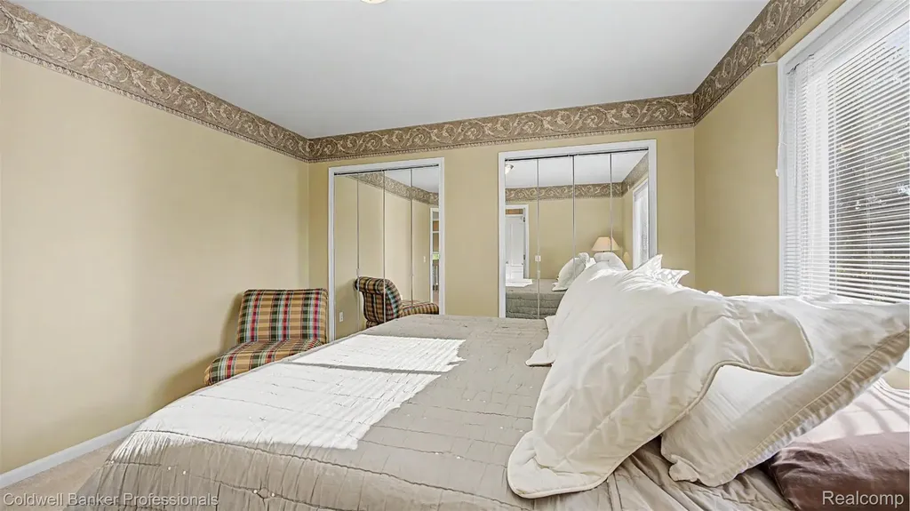 6400 Copper Creek Drive W Washington Township MI 48094