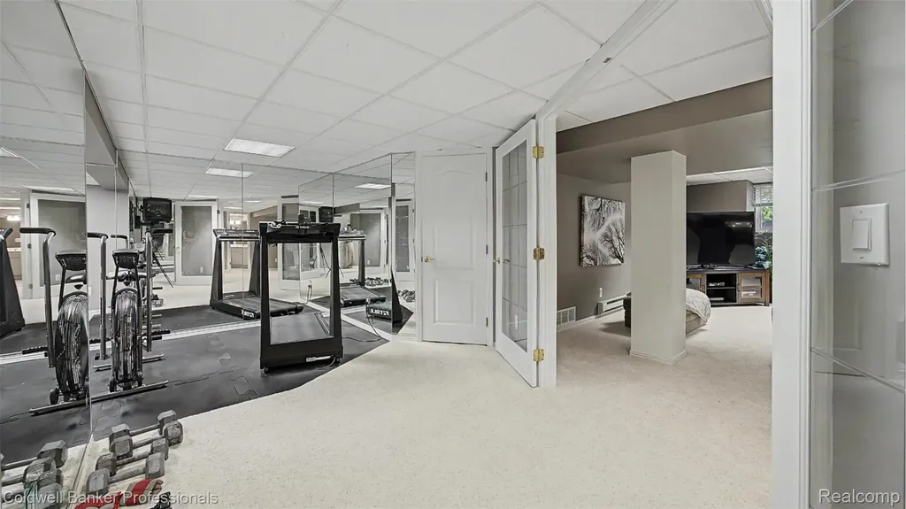 6400 Copper Creek Drive W Washington Township MI 48094