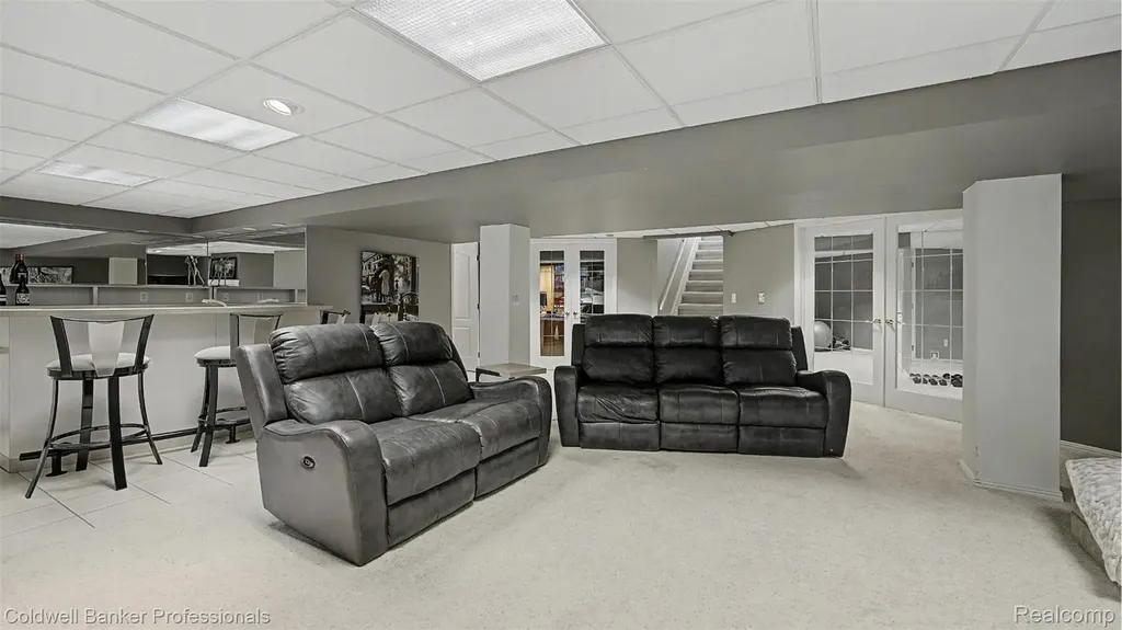 6400 Copper Creek Drive W Washington Township MI 48094