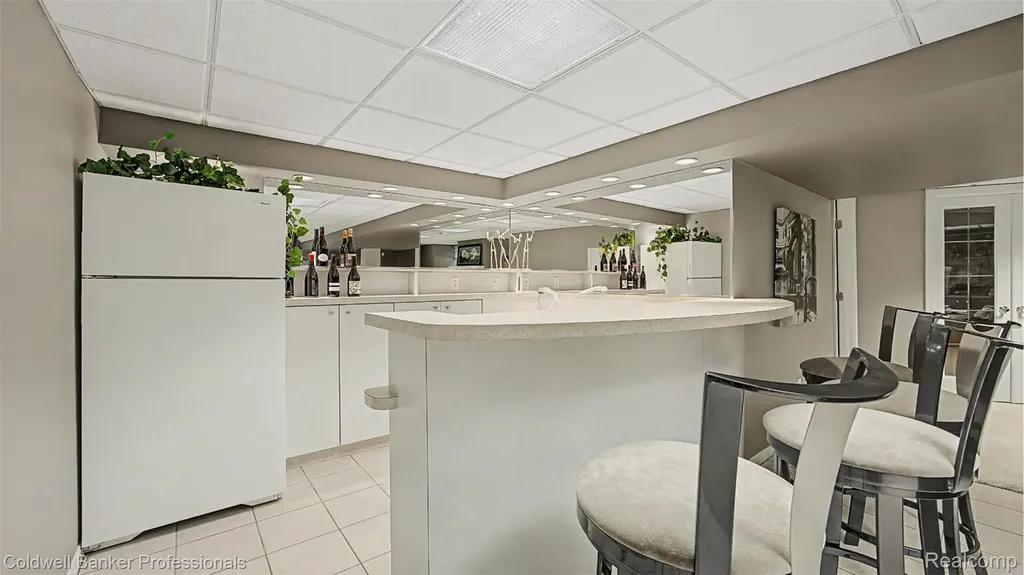 6400 Copper Creek Drive W Washington Township MI 48094