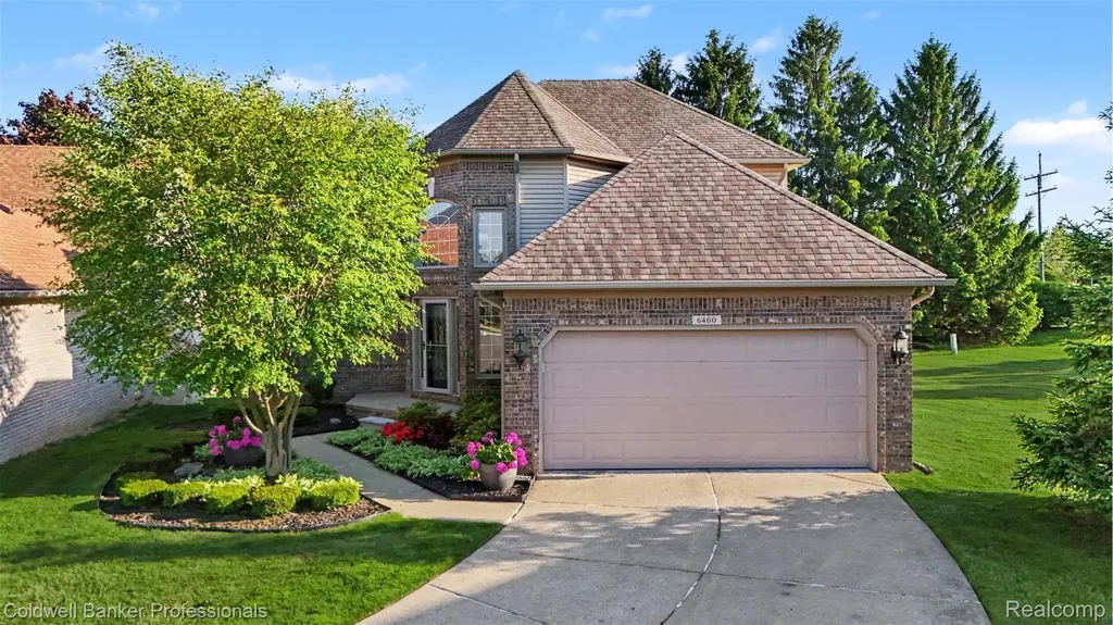 6400 Copper Creek Drive W Washington Township MI 48094