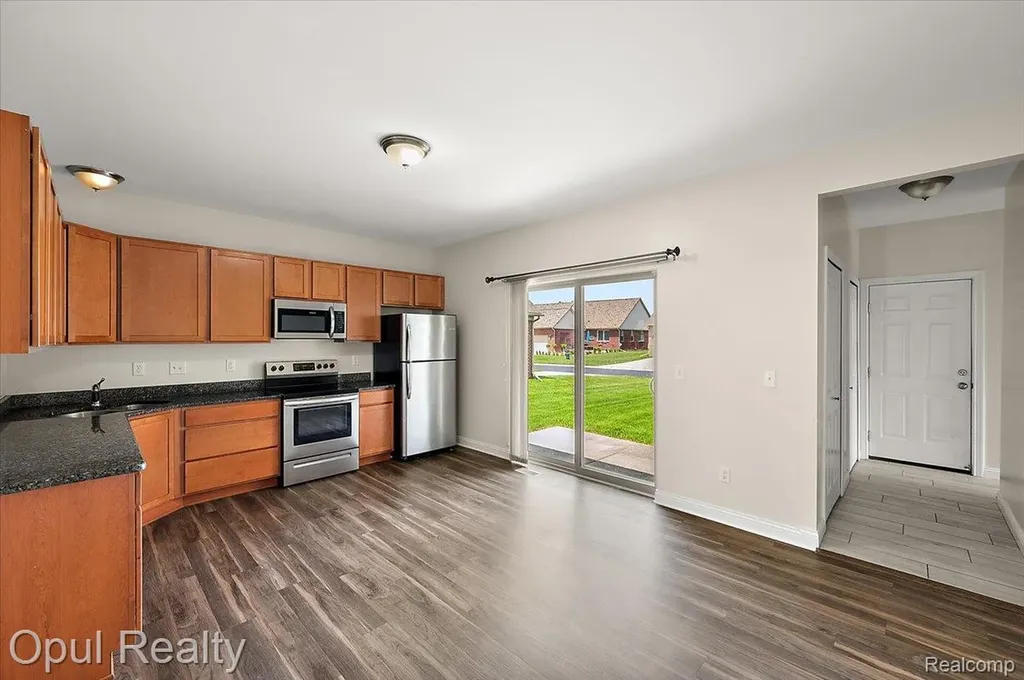 23934 Meadows Avenue Flat Rock City MI 48134