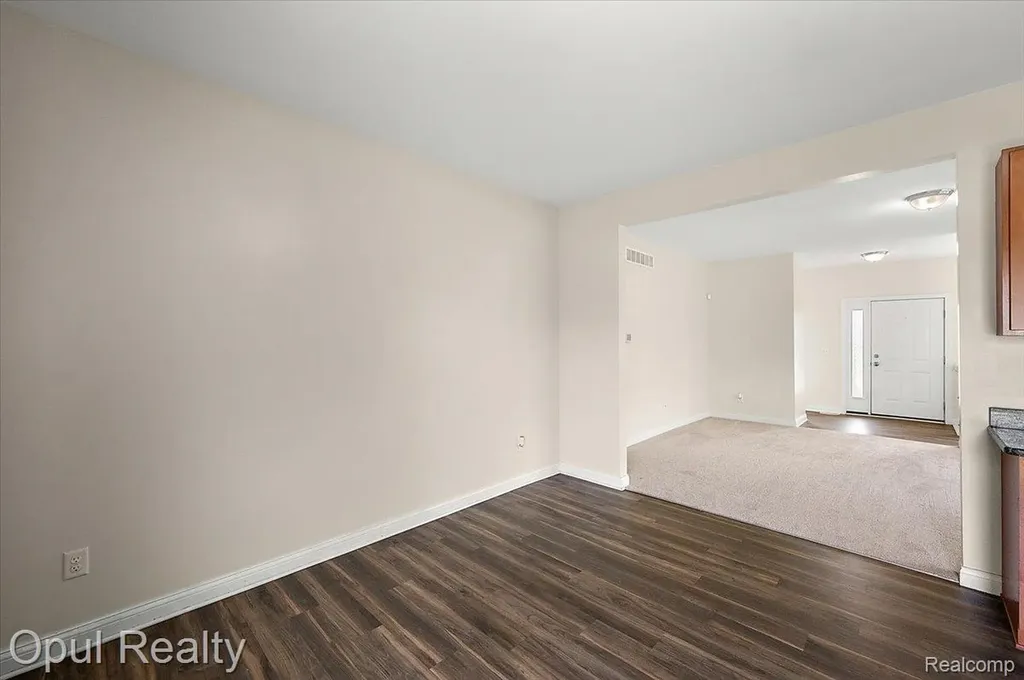 23934 Meadows Avenue Flat Rock City MI 48134