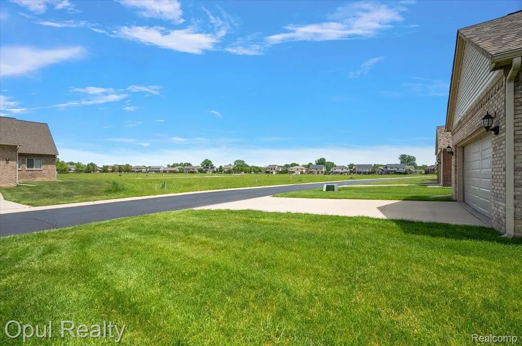 23934 Meadows Avenue Flat Rock City MI 48134