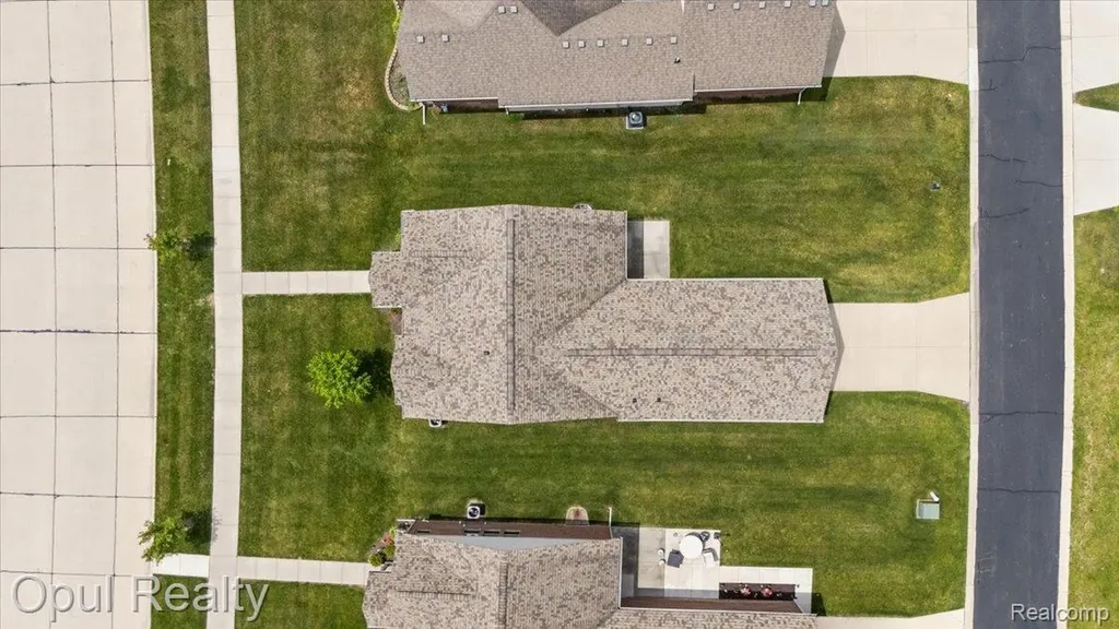 23934 Meadows Avenue Flat Rock City MI 48134