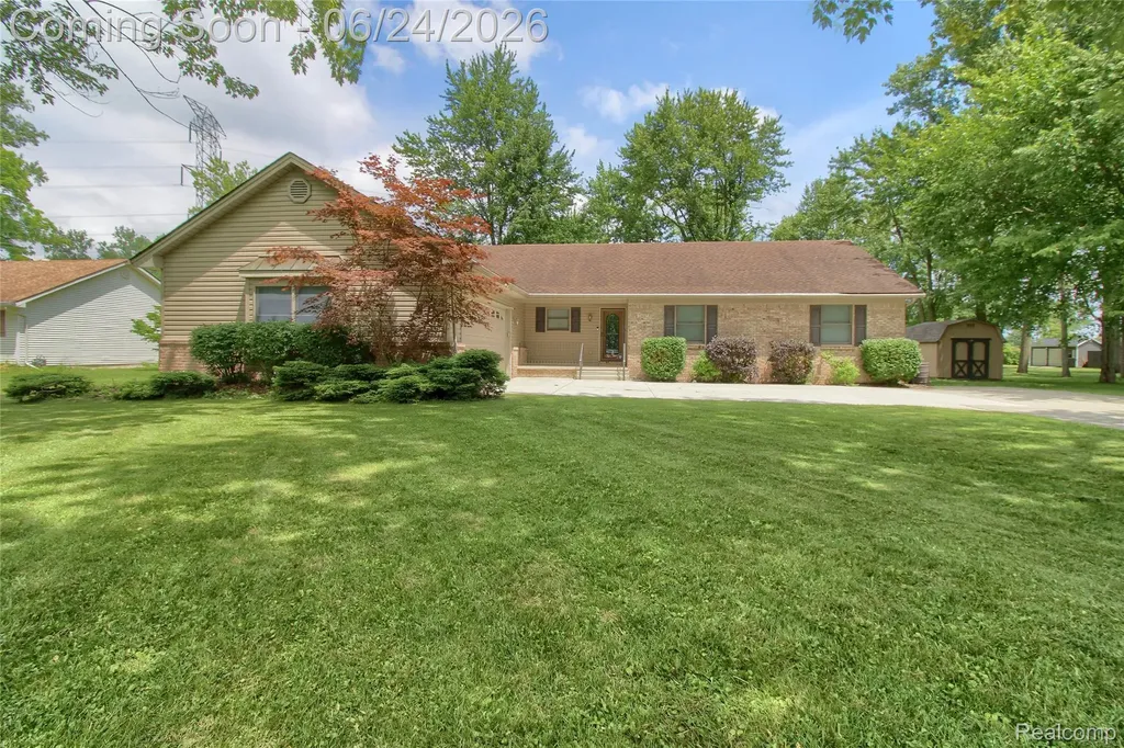 24487 Dugan Drive Huron Charter Township MI 48164
