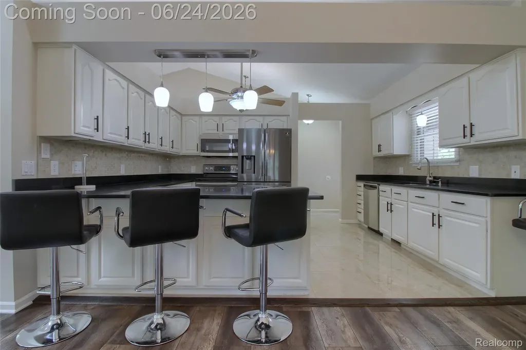 24487 Dugan Drive Huron Charter Township MI 48164