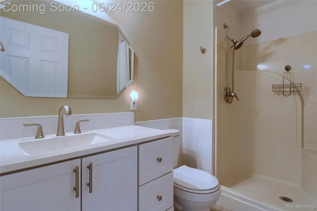 24487 Dugan Drive Huron Charter Township MI 48164