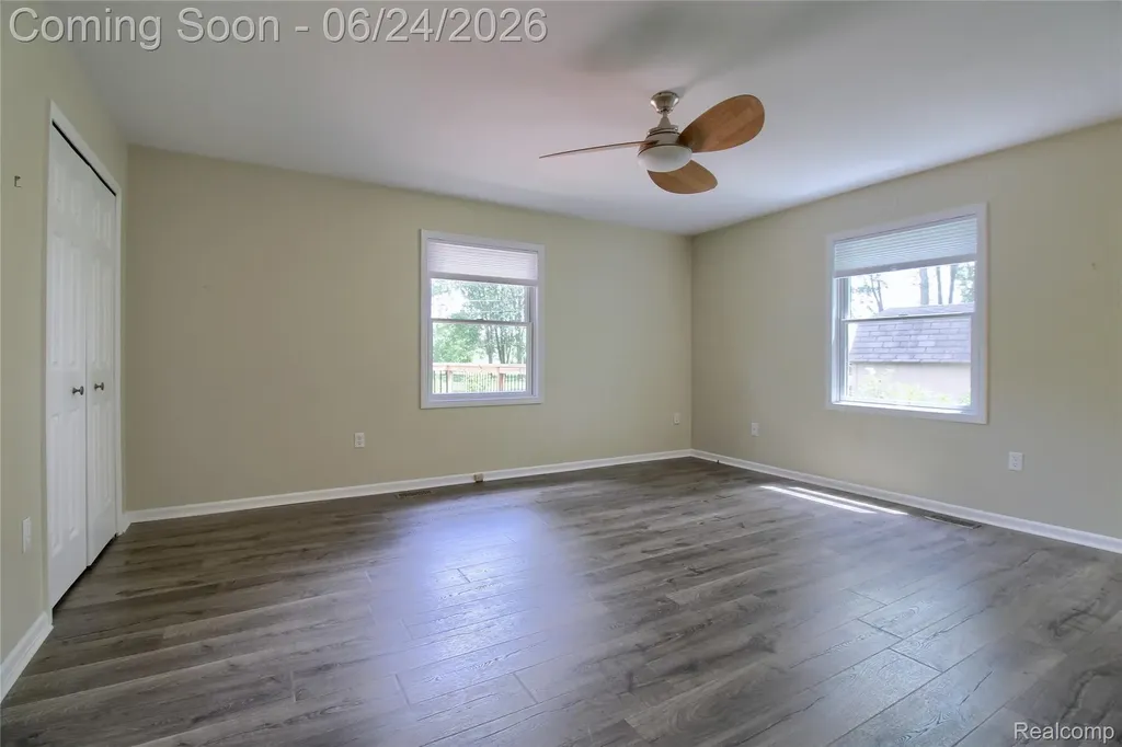 24487 Dugan Drive Huron Charter Township MI 48164
