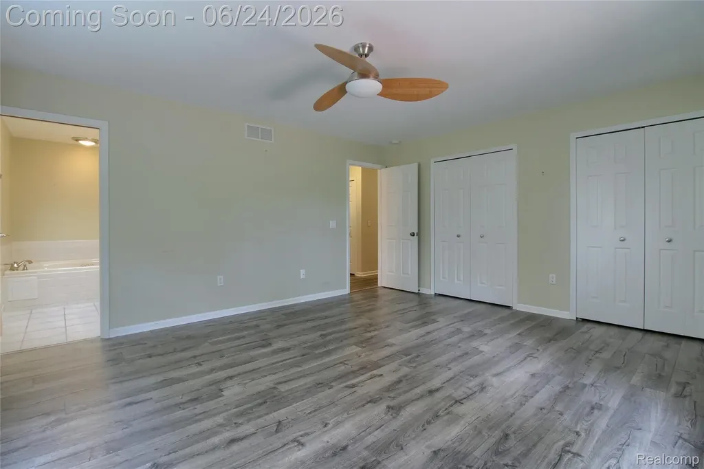 24487 Dugan Drive Huron Charter Township MI 48164